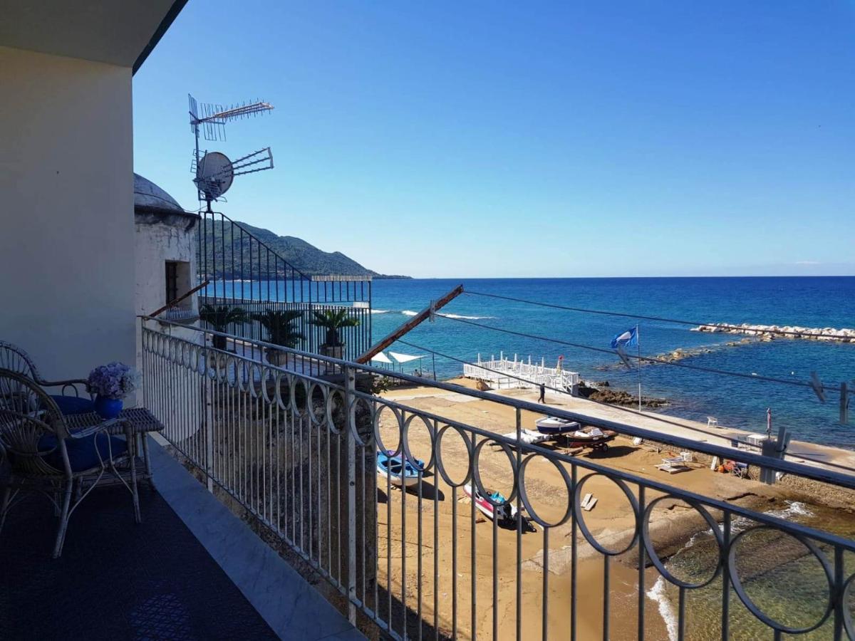 Casa Vacanze Porto Delle Gatte Santa Maria di Castellabate Εξωτερικό φωτογραφία
